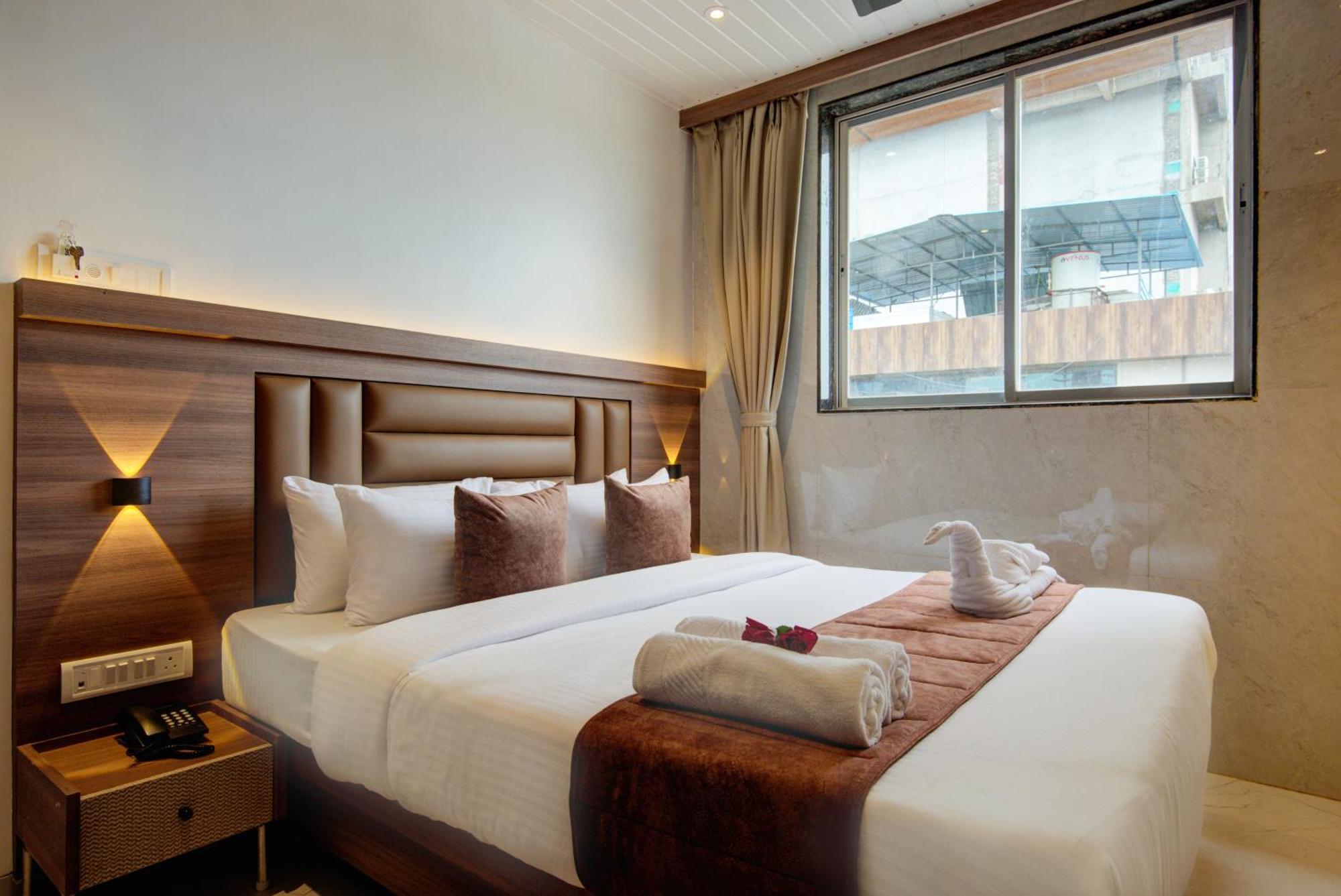 Hotel Galaxy Inn 纳威孟买 外观 照片