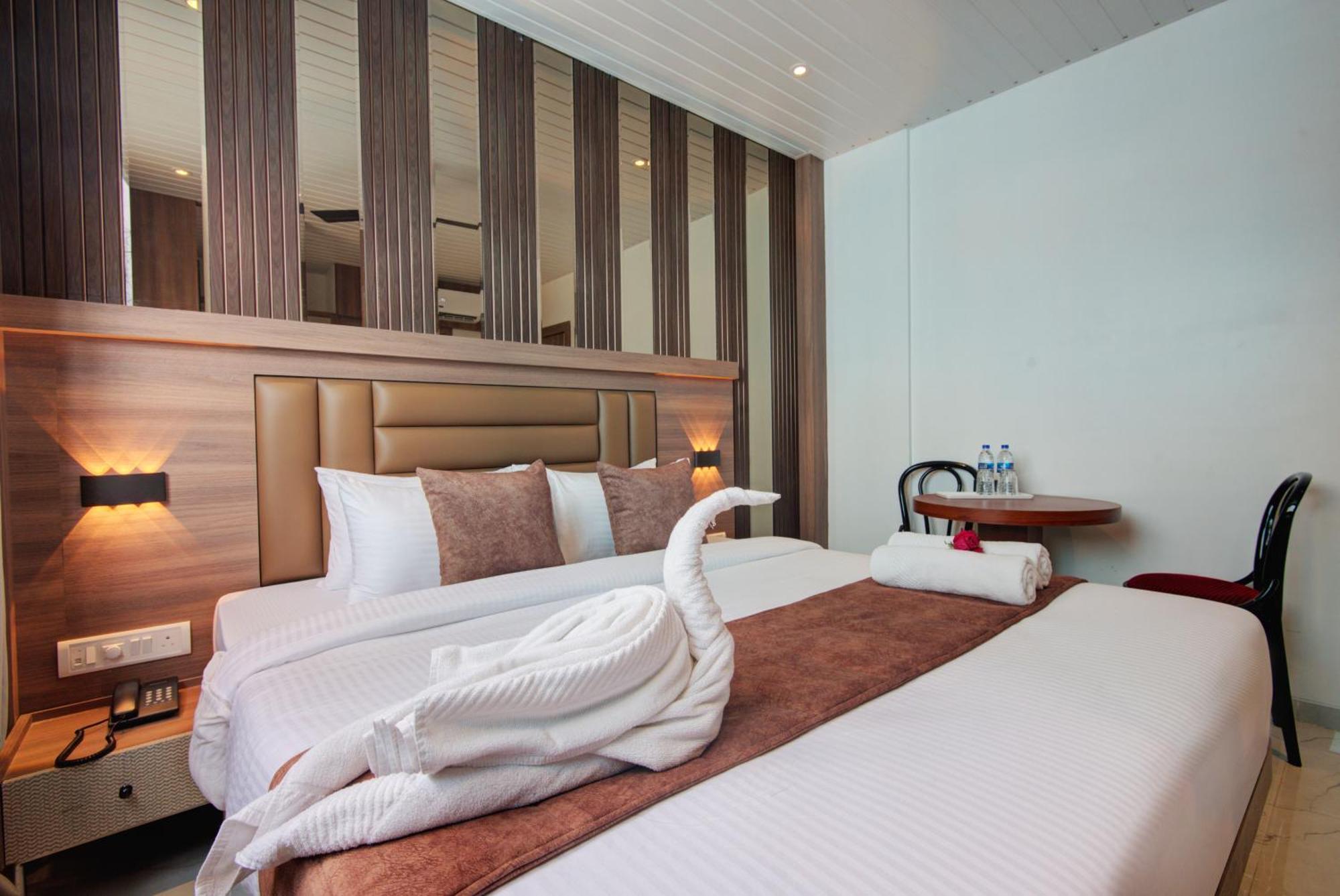 Hotel Galaxy Inn 纳威孟买 外观 照片